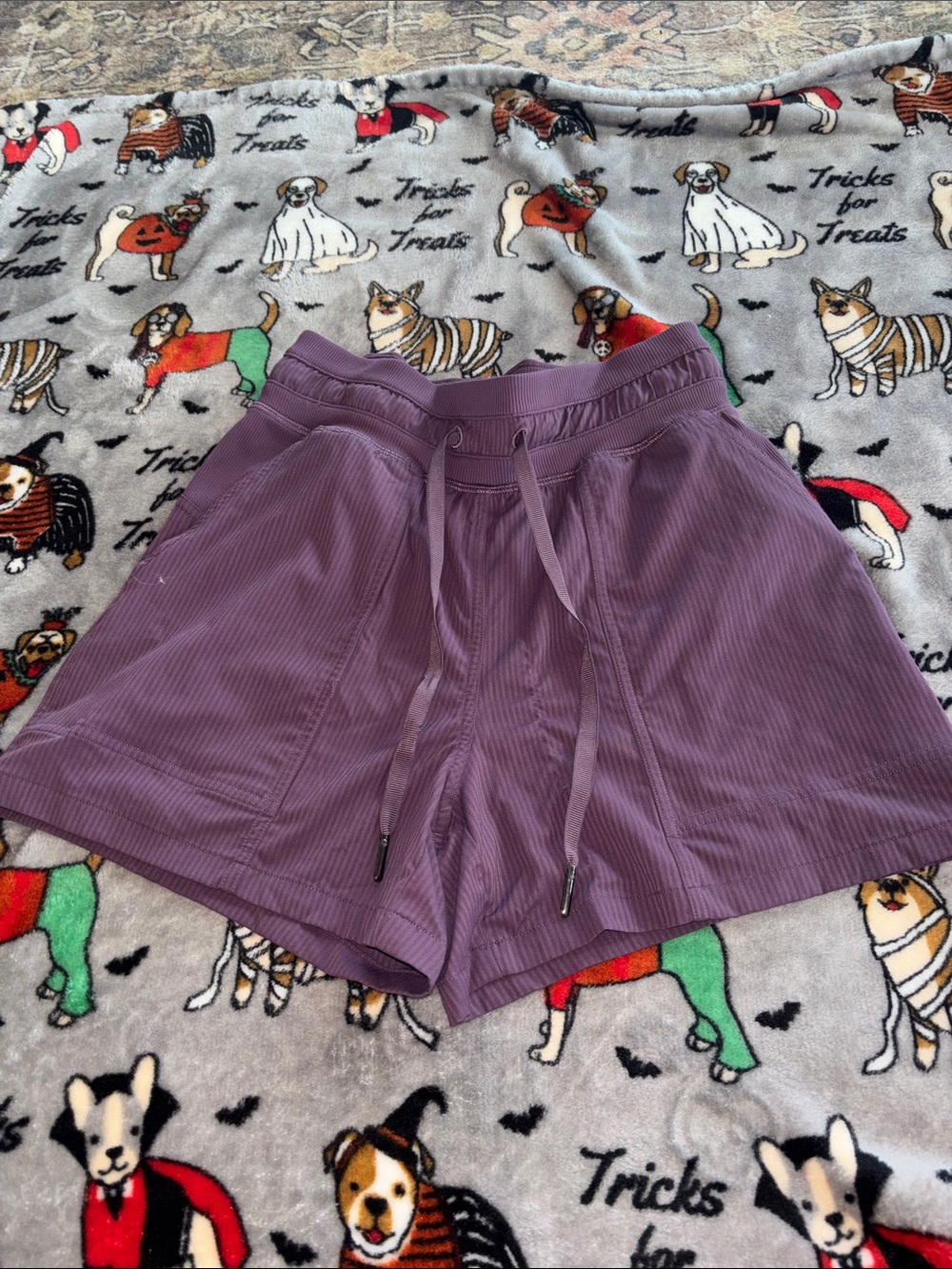 Lululemon Dance Studio High-Rise Short 3.5"
Mystic